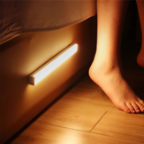 Lâmpada noturna LED com sensor de movimento sem fio USB recarregável para de cozinha guarda-roupa